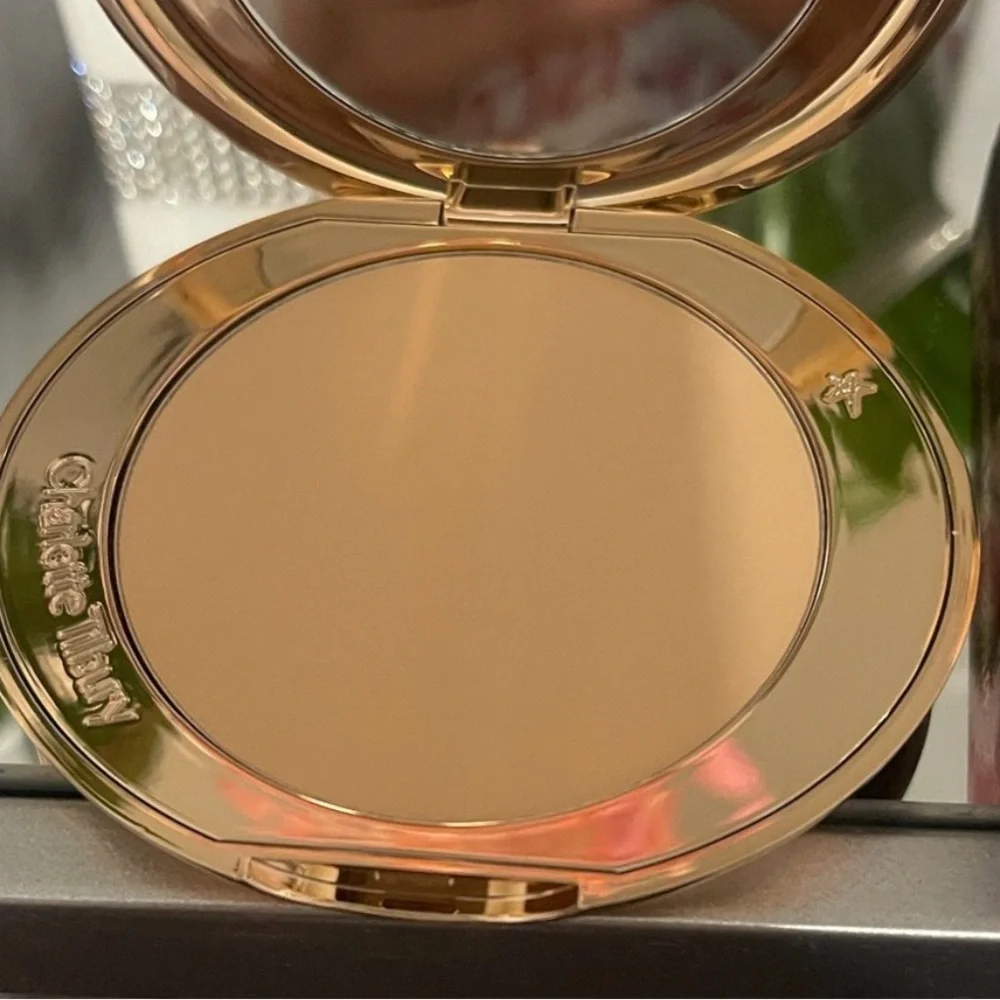 Charlotte Tilbury Medium Setting Powder and Setting Spray- Brand New Authentic